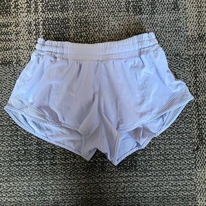 Lululemon Hotty Hot II Short 2.5” Hydrangea Blue